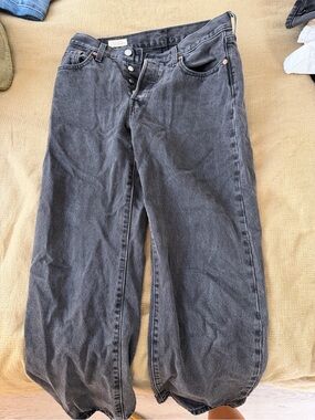 Women’s Levi 501 Black Washed Denim Jeans - Classic Straight Fit- cropped